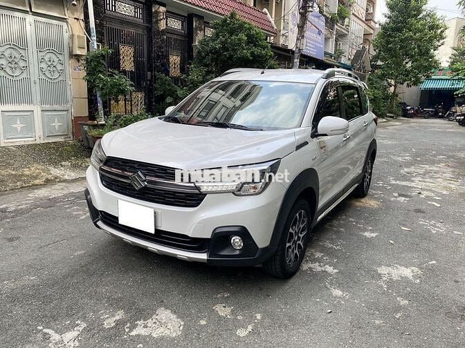 Cần bán xe Suzuki XL7 sản xuất 2022 trắng