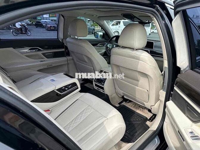 BMW 7 Series 2016 730Li