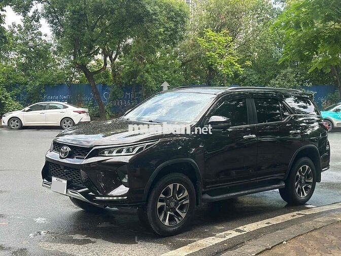 Fortuner 2021 Legender  2.4AT Dầu 1 chủ 3v4 km