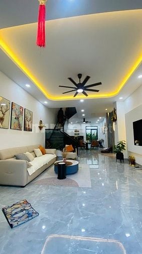CHÍNH CHỦ BÁN GẤP CĂN NHÀ SHR 2 LẦU ĐƯỜNG THÔNG XE HƠI 