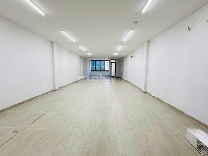 SIÊU PHẨM HOÀNG VĂN THÁI- PHÂN LÔ VIP - 8 TẦNG THANG MÁY - Ô TÔ TRÁNH