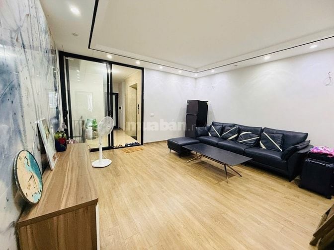SIÊU PHẨM HOÀNG VĂN THÁI- PHÂN LÔ VIP - 8 TẦNG THANG MÁY - Ô TÔ TRÁNH
