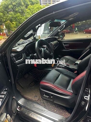 Fortuner 2021 Legender  2.4AT Dầu 1 chủ 3v4 km