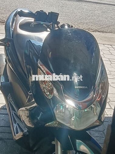 Cần bán xe pcx sẽ nào cần alo