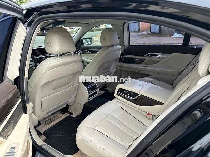 BMW 7 Series 2016 730Li