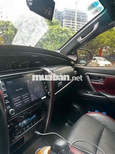 Fortuner 2021 Legender  2.4AT Dầu 1 chủ 3v4 km