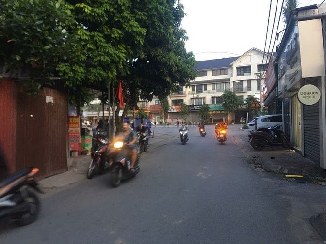 BÁN ĐẤT DỊCH VỤ DƯƠNG NỘI – GẦN SIÊU THỊ AEON HÀ ĐÔNG - GIÁ 13,5 TỶ
