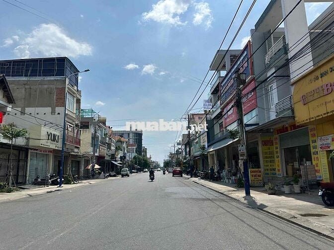 Đất đẹp 100m2, full thổ cư trục chính Việt Sing, An Phú, Hồ Chí Minh.