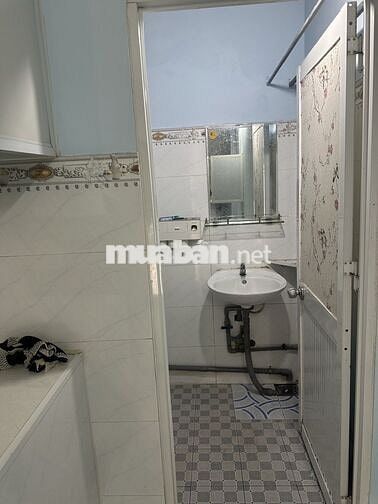 Nhà nguyên căn 1L, 2p.ngủ Đ.Trần thị vững chỉ 5tr/th