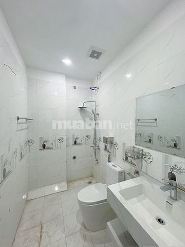 Bán nhà phố Đại La thoáng trước sau, Dt 40m2, mt 4m, 5 tầng thang máy.