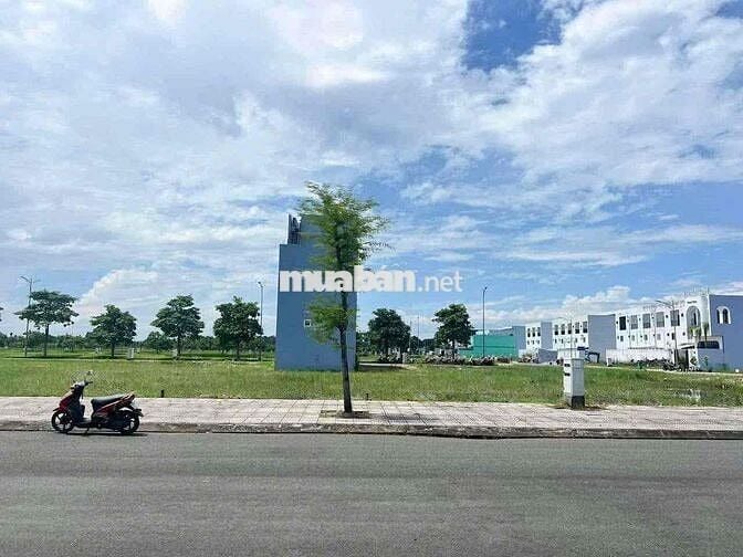 BÁN 3 NỀN TUYẾN 23 ĐỐI DIỆN TRUNG TÂM THƯƠNG MẠI KĐT HAPPY HOME