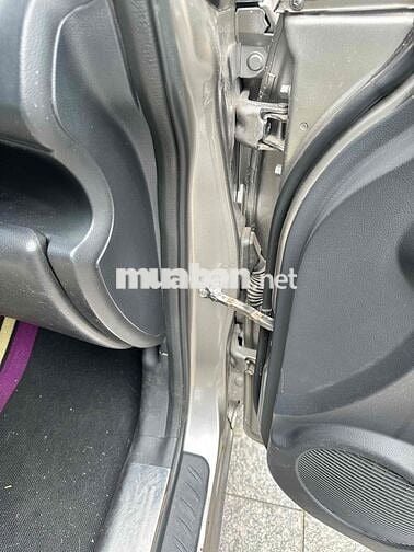 Kia Carens 2015 EX MT  - 180 km