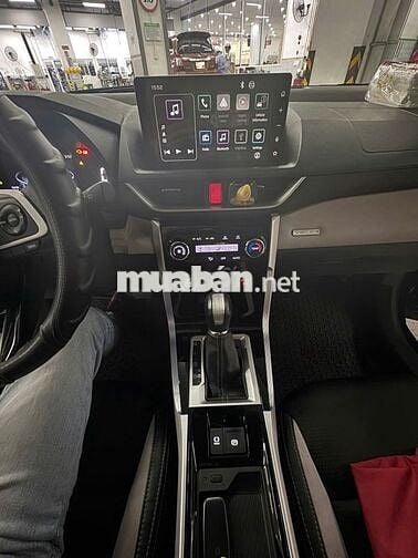 TOYOTA VELOZ CROSS TOP XE GIA ĐÌNH ĐANG Ký 2023