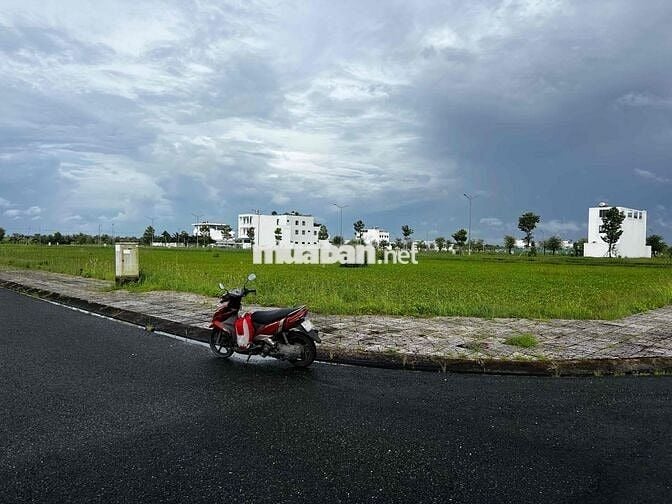 NỀN GÓC 2 MẶT TIỀN KĐT HAPPY HOME CÀ MAU