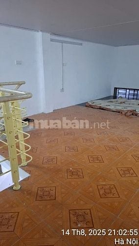 Cho thuê nhà chính chủ 2 tầng ngõ 509 Vũ Tông Phan