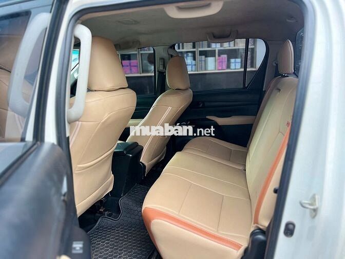 TOYOTA HILUX 2017 MT - Nhập Thái 435tr