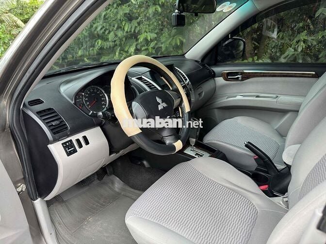 Mitsubishi Pajero Sport 2011 G 4x2 AT - 145000 km