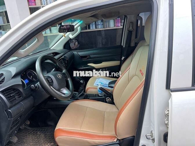TOYOTA HILUX 2017 MT - Nhập Thái 435tr