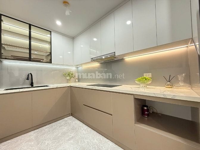 Bán gấp- căn 3 ngủ giá tốt- Goldmark City-Full nội thất 