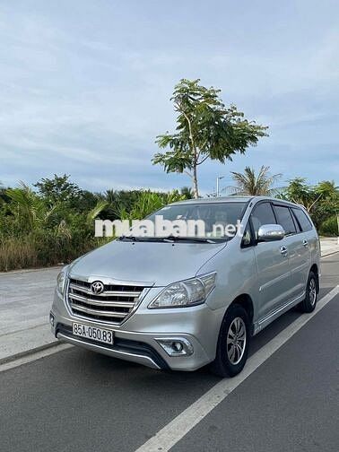 Toyota Innova 2013 J - 140000 km