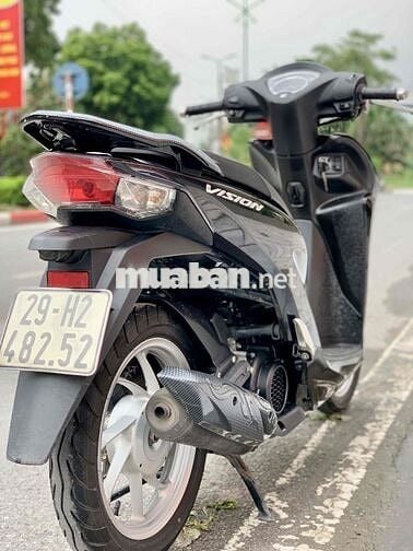 vision 2024 chạy 1,1 vạn zin ngon như mới