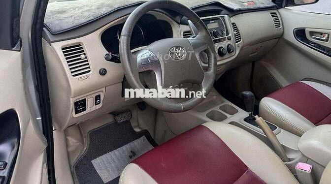 TOYOTA INNOVA TỰ ĐỘNG 2016