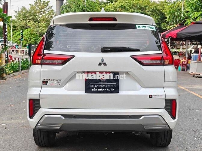 Mitsubishi Xpander AT Premium 2023 Odo 4v9