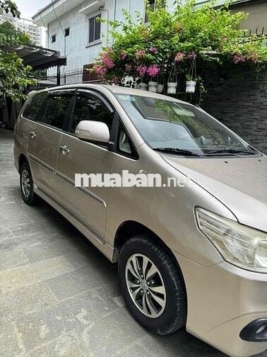 Toyota Innova 2015 - 81000 km (xe còn zin chạy kỹ)