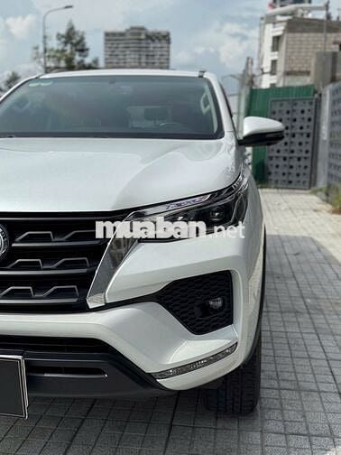 💎 TOYOTA FORTUNER 2022 2.4 4x2 AT - Siêu Đẹp
