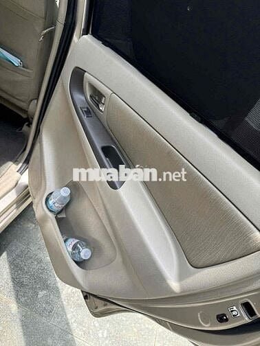 Toyota Innova 2015 - 81000 km (xe còn zin chạy kỹ)