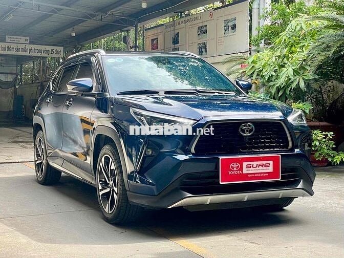 Toyota Yaris Cross 2024 bản xăng - xanh - 32460 km