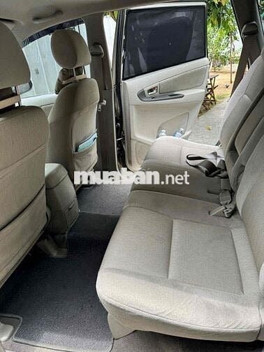 Toyota Innova 2015 - 81000 km (xe còn zin chạy kỹ)