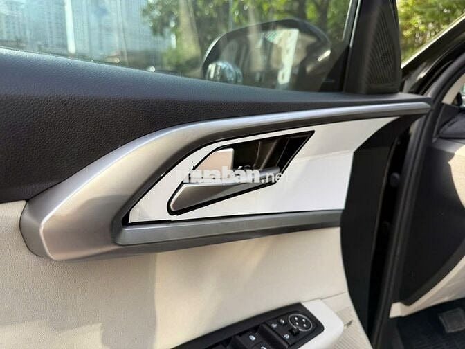 CARENS 1.4Turbo Signature 7S 2025 Siêu Lướt 5000km