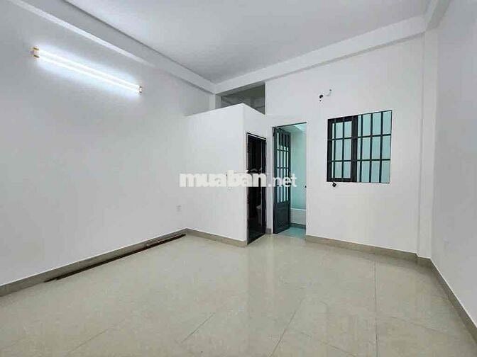 Nhà Phố Liền Kề - Bình Tân - 52m2 - 4 Phòng - Hẻm Xe Tải - hơn 5tu