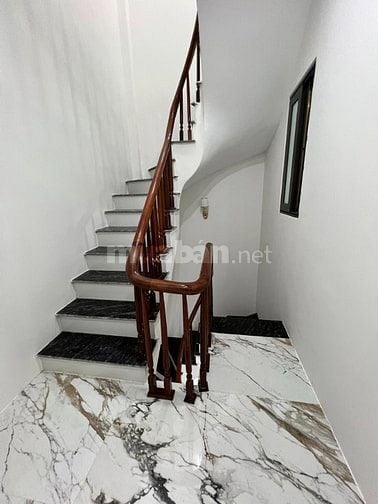 Giảm 400Tr-Bán Nhanh Trong Tháng Nhà 6T - 4 PN -Full Nội Thất,Phố Trạm