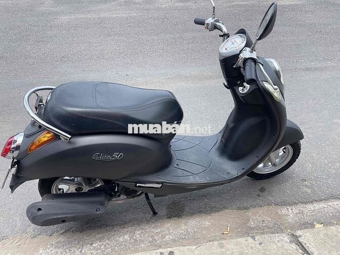 coopy 50 cc cho học sinh ko cần bằng lái.