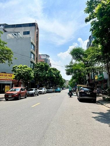 Giảm 400Tr-Bán Nhanh Trong Tháng Nhà 6T - 4 PN -Full Nội Thất,Phố Trạm