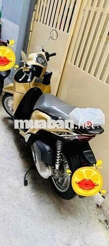 XE MỚI CHẠY 4 THÁNG