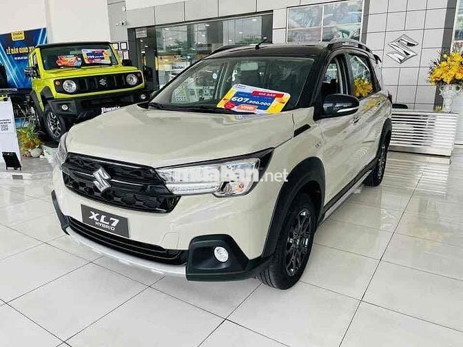 Suzuki XL7 2025 giảm 100% trước bạ hổ trợ nợ xấu