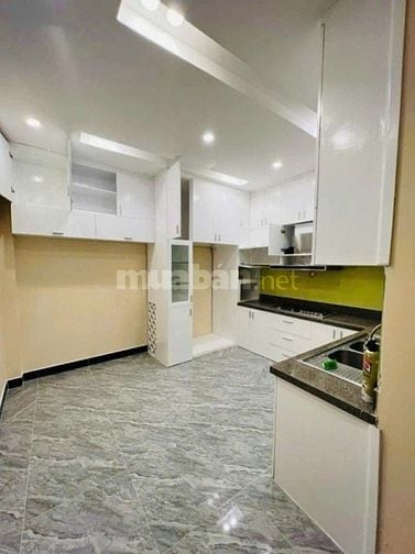 🏘️ Nhà Cho Thuê 17 triệu  hẻm xe hơi địa chỉ  Mai Xuân Thưởng, P5, Q6