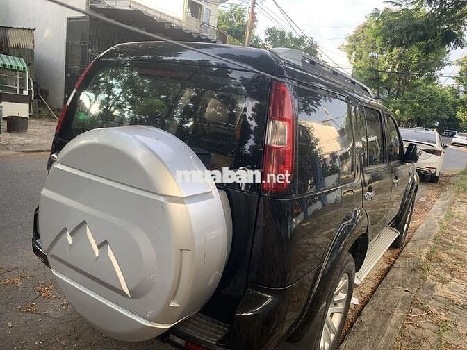 Ford Everest 2013 2.5L 4x2 MT - 150000 km