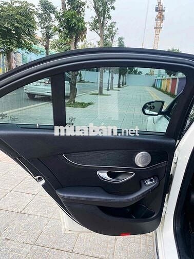 Mercedes Benz C Class C200 phom mới