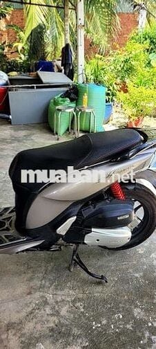 Bán dùm bà chị xe tay ga sh