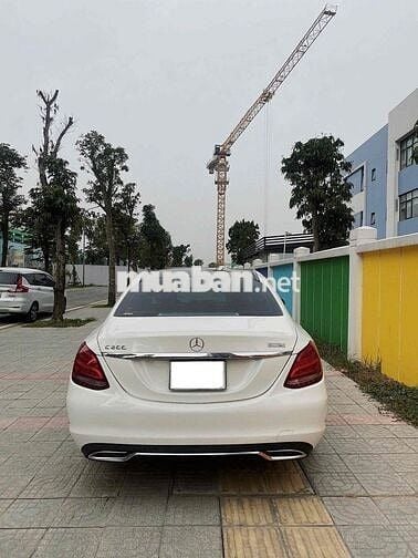 Mercedes Benz C Class C200 phom mới