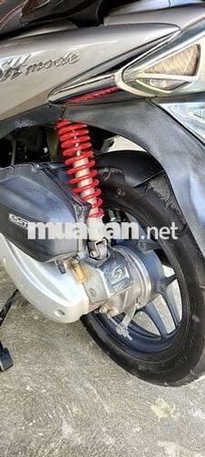 Bán dùm bà chị xe tay ga sh