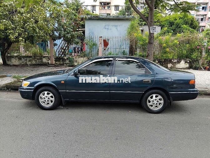 2000 GLi 2.2 - 180000 km