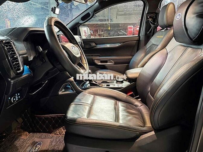 Ford Wildtrak 2023 AT 2 Cầu - Mới, Cao cấp, Mạnh!