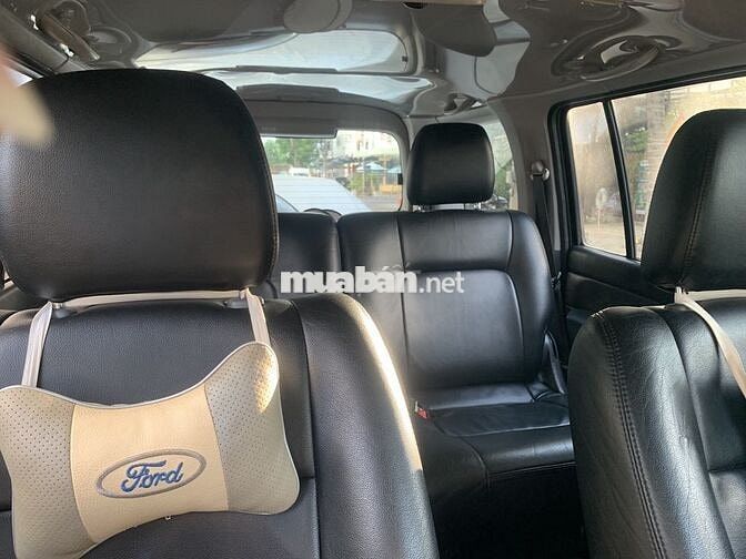 Ford Everest 2013 2.5L 4x2 MT - 150000 km