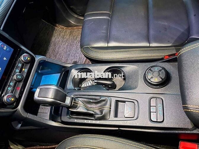 Ford Wildtrak 2023 AT 2 Cầu - Mới, Cao cấp, Mạnh!
