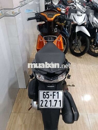 Ab 125=cam đen,xe còn mới lắm,bs65